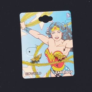 DC Wonder Woman Earrings!!